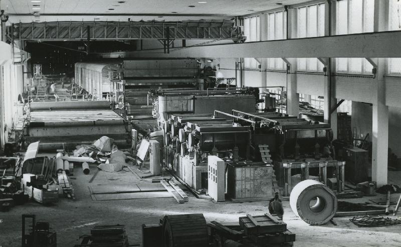 Esikatselukuva: Summan tehtaat, paperikone, märkäpää
	
		Paper machine, wet end. 25.12.1954