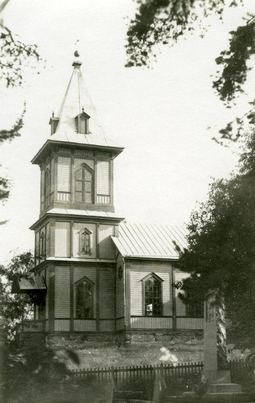 Thumbnail:&nbsp;Keiteleen kirkko
	
		Puukirkon kellotorni