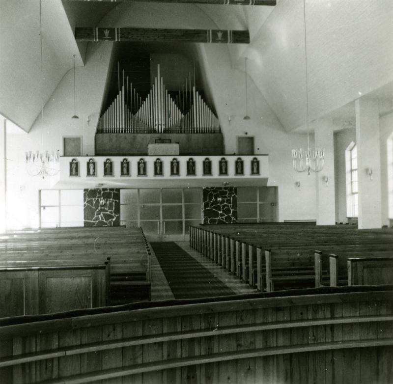 Esikatselukuva:&nbsp;Kuusamon kirkko
	
		Kuva kirkkosalista urkuparvelle päin