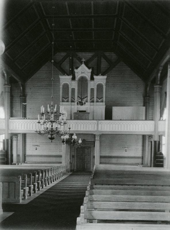 Esikatselukuva: Peräseinäjoen kirkko
	
		Kuva kirkkosalista urkuparvelle päin