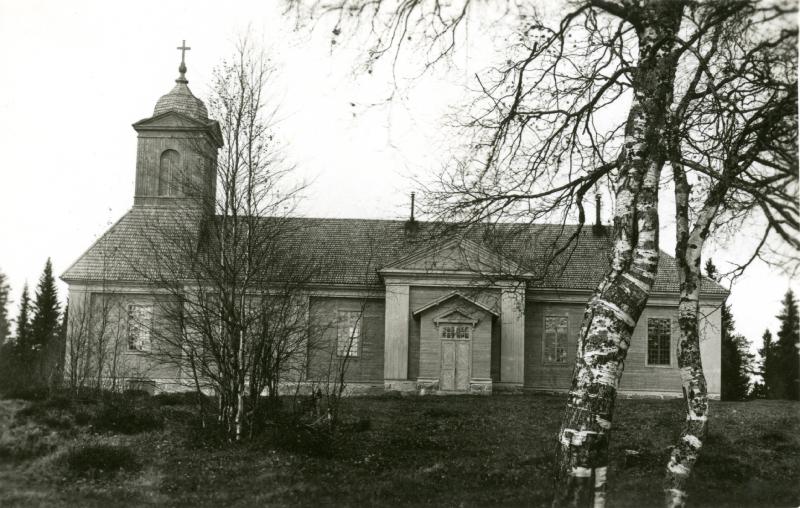 ???resource.thumbnail???: Suomussalmen vanha kirkko
	
		Puukirkko, tuhoutui talvisodassa Suomussalmen taistelun aikana jouluaaton aattona 1939.