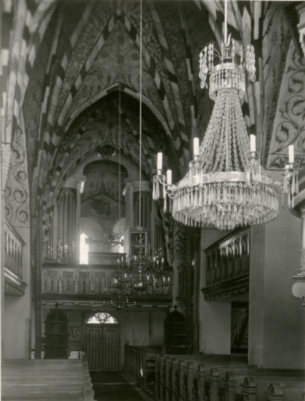 Esikatselukuva:&nbsp;Taivassalon kirkko
	
		Kuva kirkkosalista urkuparvelle päin