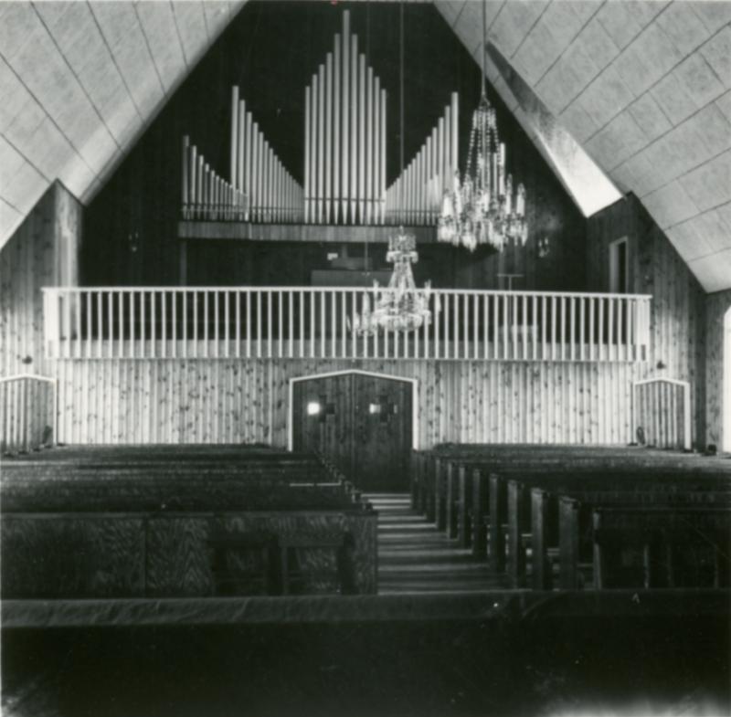 Esikatselukuva:&nbsp;Värtsilän kirkko
	
		Kuva alttarilta urkuparvelle päin