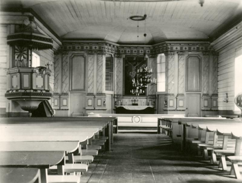 ???resource.thumbnail???: Ylikiimingin kirkko
	
		Kuva kirkkosalista alttarille päin