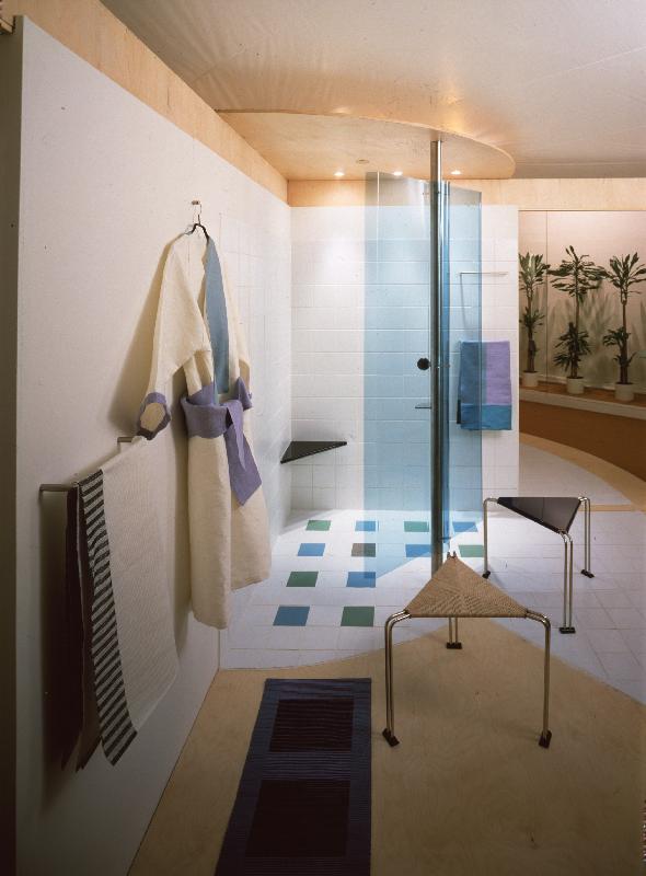 Esikatselukuva: Saunavisio-näyttelyn kylpyhuone
	
		Kuvassa SIO 40 vuotta Saunavisio-näyttelyn kylpyhuone. Valokuvaaja: Jussi Tiainen