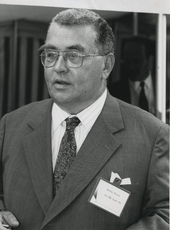 Ladataan Heikki Tavela