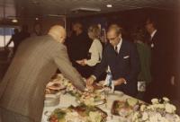 Esikatselukuva: Tarjoilupöytä jäänmurtaja Urholla
	
		ETYK-kokous Helsingissä 1975. Tarjoilupöytä jäänmurtaja Urholla, jossa järjestettiin vastaanotto ...