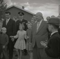 Esikatselukuva: Nikita Hrustsov Vainikkalassa
	
		Neuvostoliiton pääsihteeri Nikita Hrustsovin matka Urho Kekkosen 60-vuotissyntymäpäiville 2.9.196...
