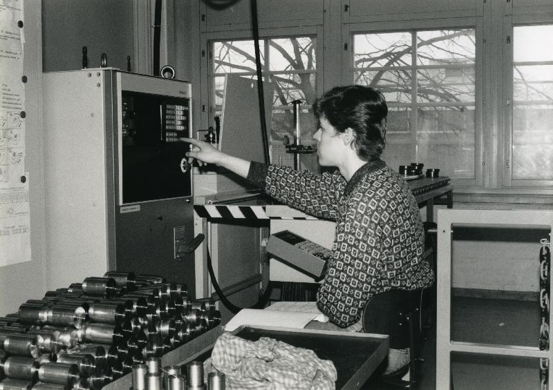 Esikatselukuva: Kone Oy:n Teollisuusoppilaitos
	
		Teollisuusviikko -lehti 8/1990