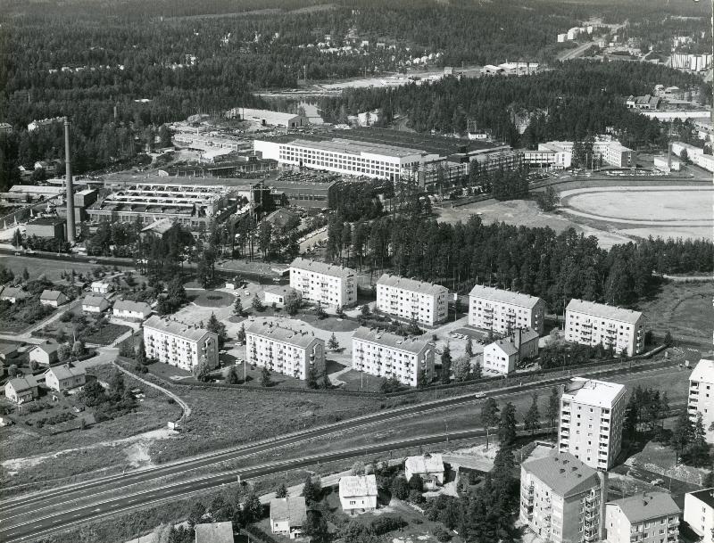 Esikatselukuva:&nbsp;Valmet Oy:n Rautpohjan Tehdas