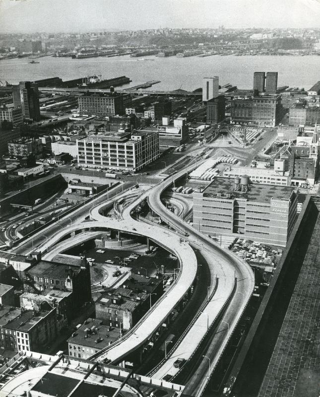 Esikatselukuva: Maailman suurin bussiasema Port Authority Terminal New Yorkissa
	
		Teollisuuslehti 1-2/1965