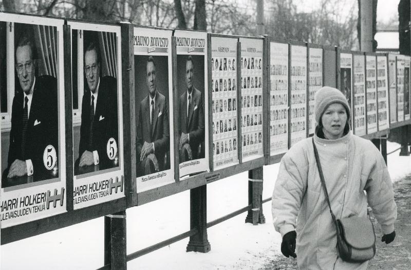 Esikatselukuva: Presidentinvaalit 1988, ulkomainonta