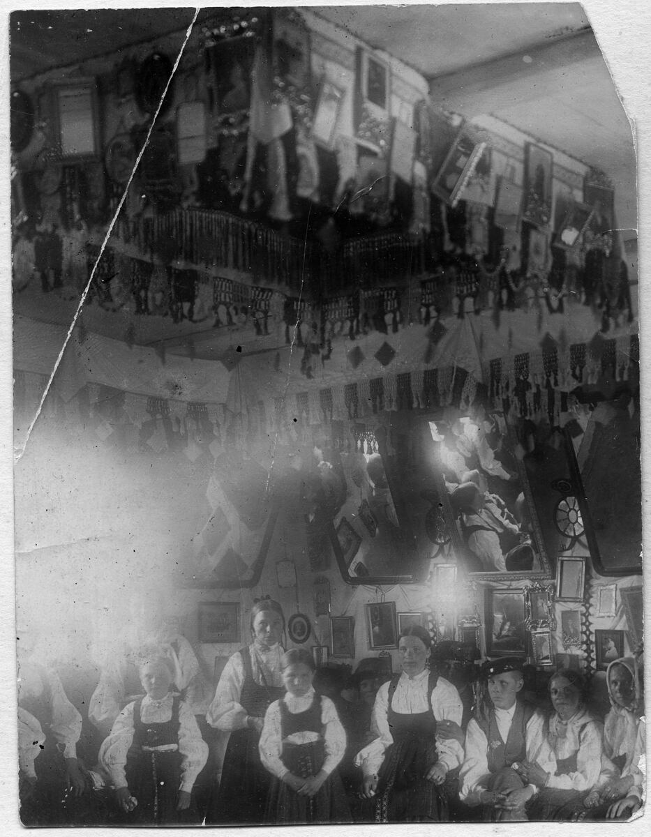 ???resource.thumbnail???: Bröllop i Lappfjärd 1916.
	
		Bröllop i Lappfjärd 1916. Skrivet på bildens baksida (Lars Axén): ”Denna skrala men autentiska bi...