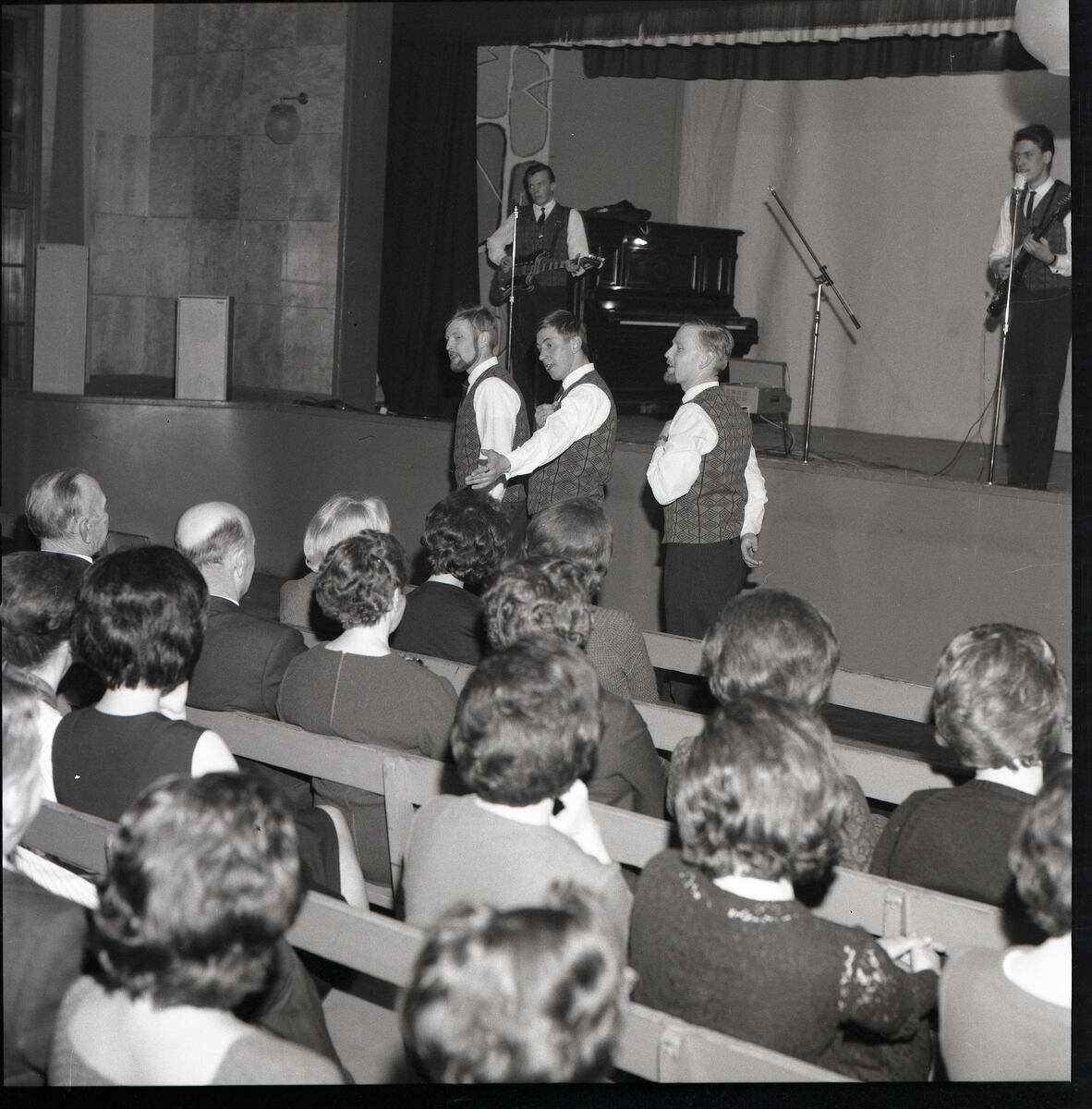 ???resource.thumbnail???: Konsert på Brahegården i Kristinestad.