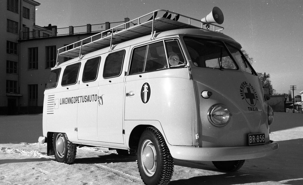 ???resource.thumbnail???:&nbsp;Polisbil.