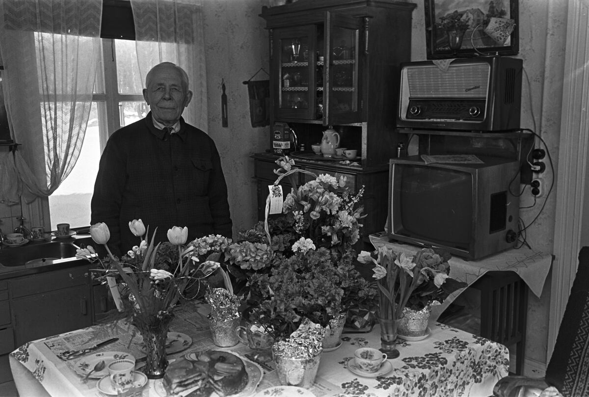 Thumbnail: Koskö "klockarfar" Erik Fant, även kallad ...
	
		Koskö "klockarfar" Erik Fant, även kallad Handlar-Erik fyller 90 år.