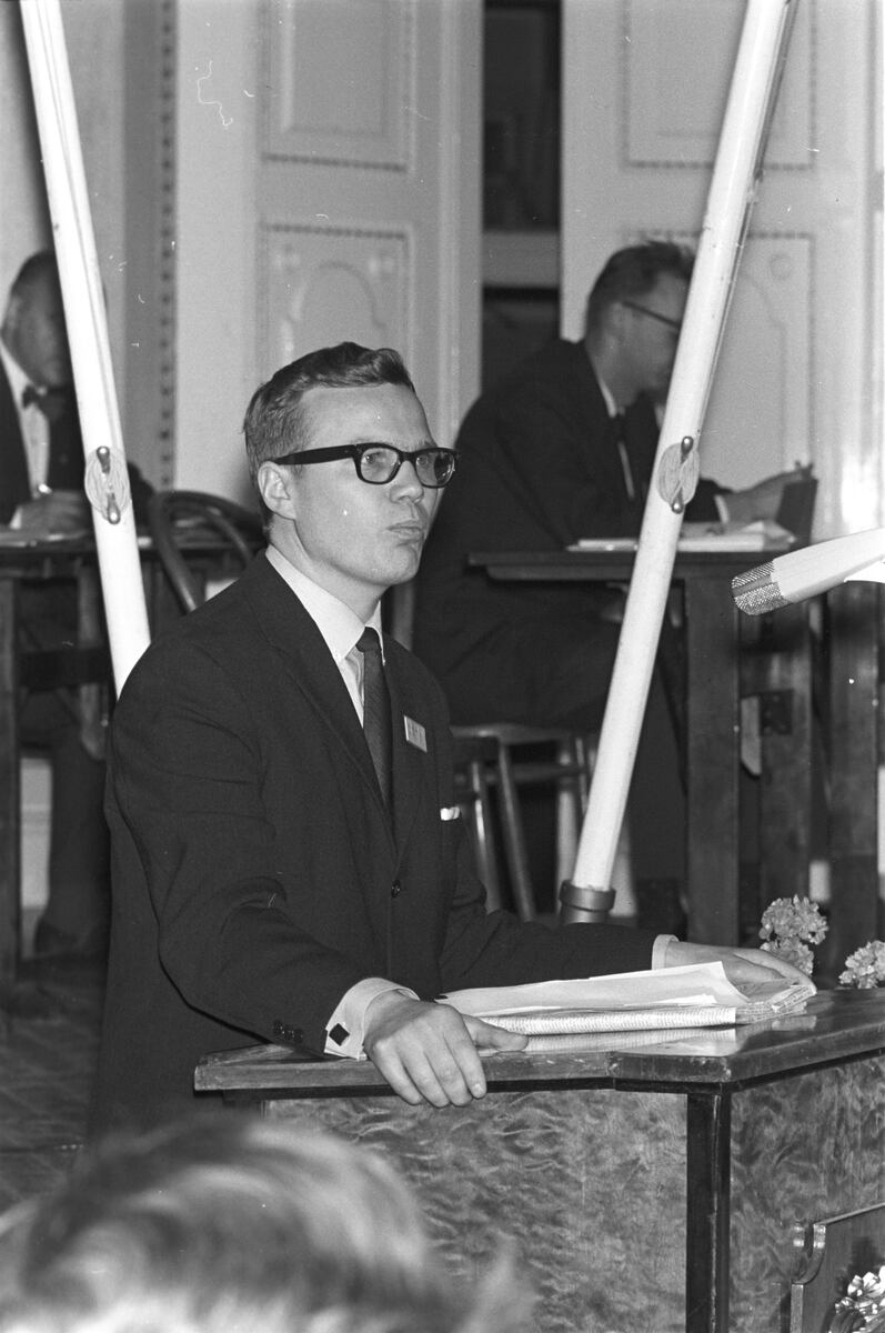 ???resource.thumbnail???: SFP:s partikongress 13-14.
	
		SFP:s partikongress 13-14.6.1964. Redaktör Ralf Friberg.