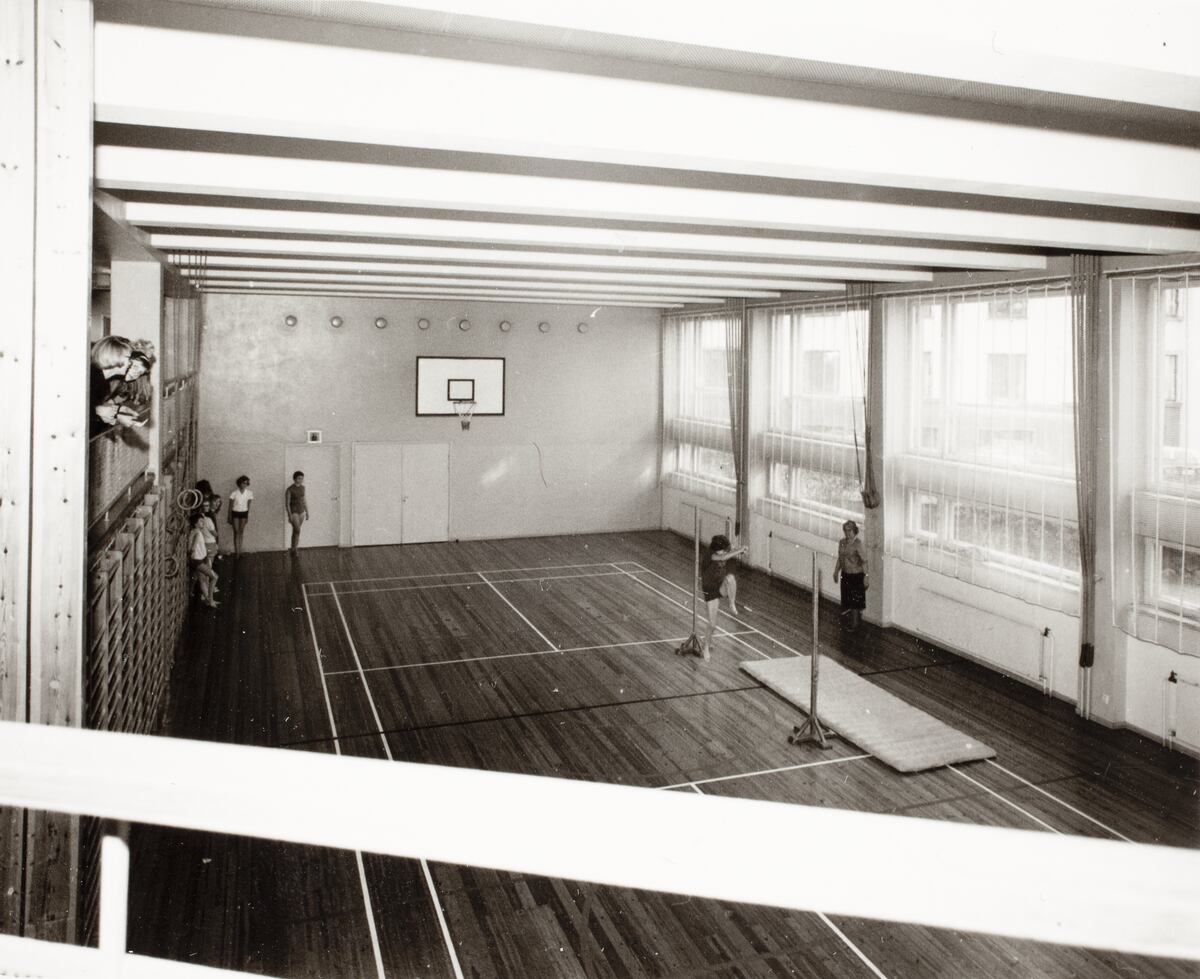 ???resource.thumbnail???: Nya svenska samskolan ”Lönkan” ca 1955-56 ...
	
		Nya svenska samskolan ”Lönkan” ca 1955-56 (byggdes 1954). Gymnastiksalen.