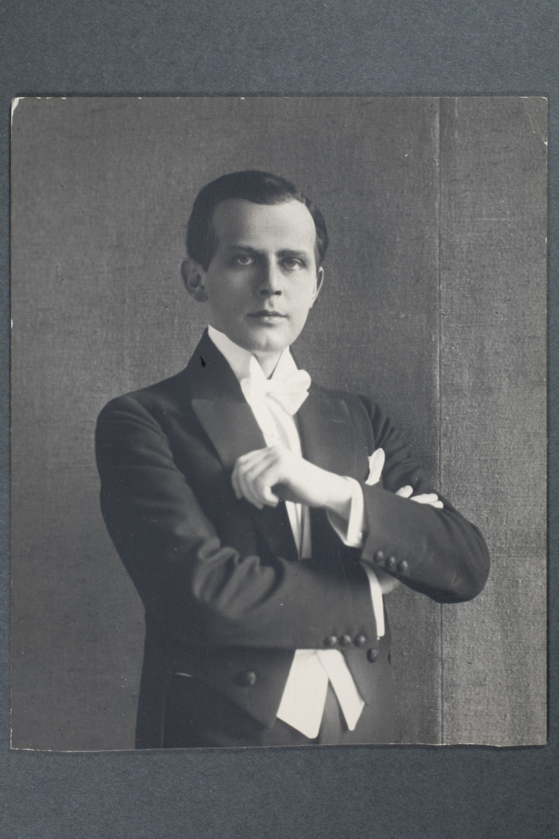 ???resource.thumbnail???: Carl Johan Fahlcrantz (1892-1964), svensk skådespelare.
	
		Carl Johan Fahlcrantz (1892-1964), svensk skådespelare. 1917-1927 vid Dramaten och Svenska Teater...
