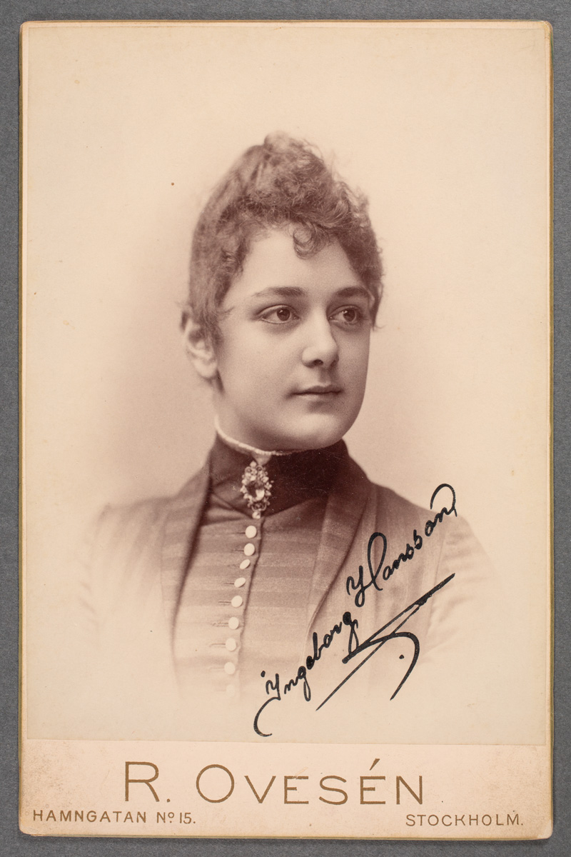 Esikatselukuva: Ingeborg Hansson (g.
	
		Ingeborg Hansson (g. Rönnblad) (1873-1915), svensk skådespelare. 
Gift med skådespelaren Hugo Rön...