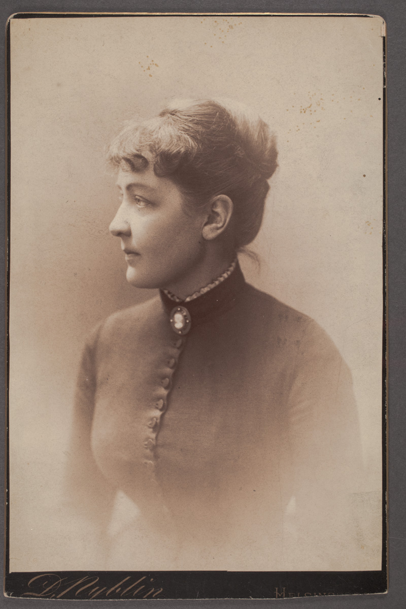 Thumbnail: Mathilda Lagermarck, artistnamn Mathilde Lagrini (1853-1931), ...
	
		Mathilda Lagermarck, artistnamn Mathilde Lagrini (1853-1931), opera- och konsertsångare (alt). Vi...
