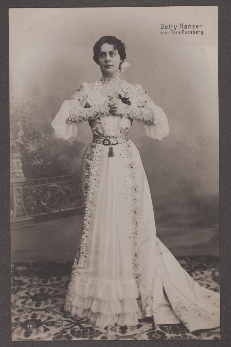 Thumbnail: Betty Nansen, ursprungligen Anna Maria Müller ...
	
		Betty Nansen, ursprungligen Anna Maria Müller (1873-1943), dansk skådespelare och teaterledare, s...