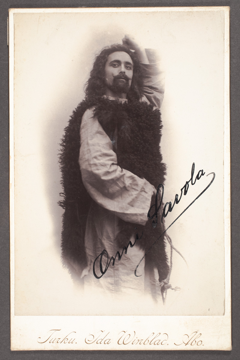 Thumbnail: Onni Savola (1876-1957), finländsk skådespelare och teaterchef.